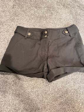 Vintage Y2K Divided womens black army shorts w/pockets